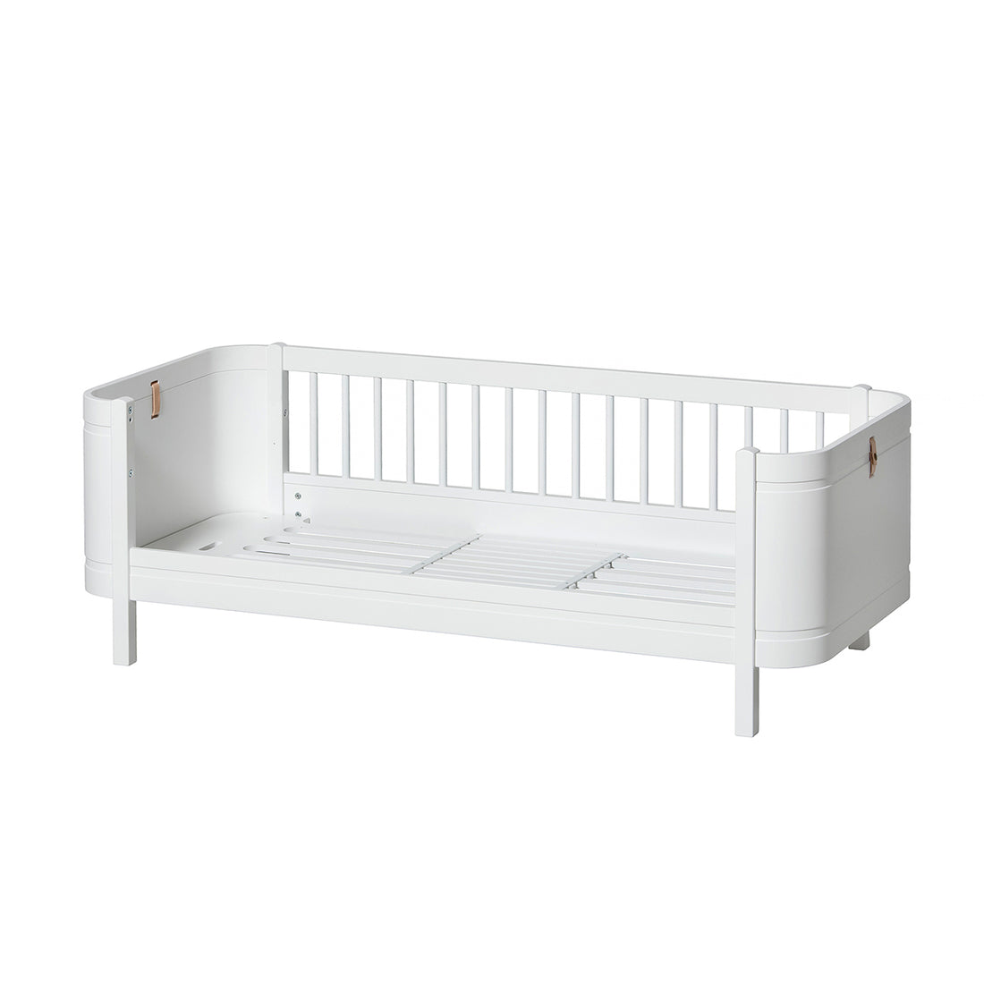 Oliver Furniture Wood Mini+ Cot Bed (With Junior Conversion Kit) - White