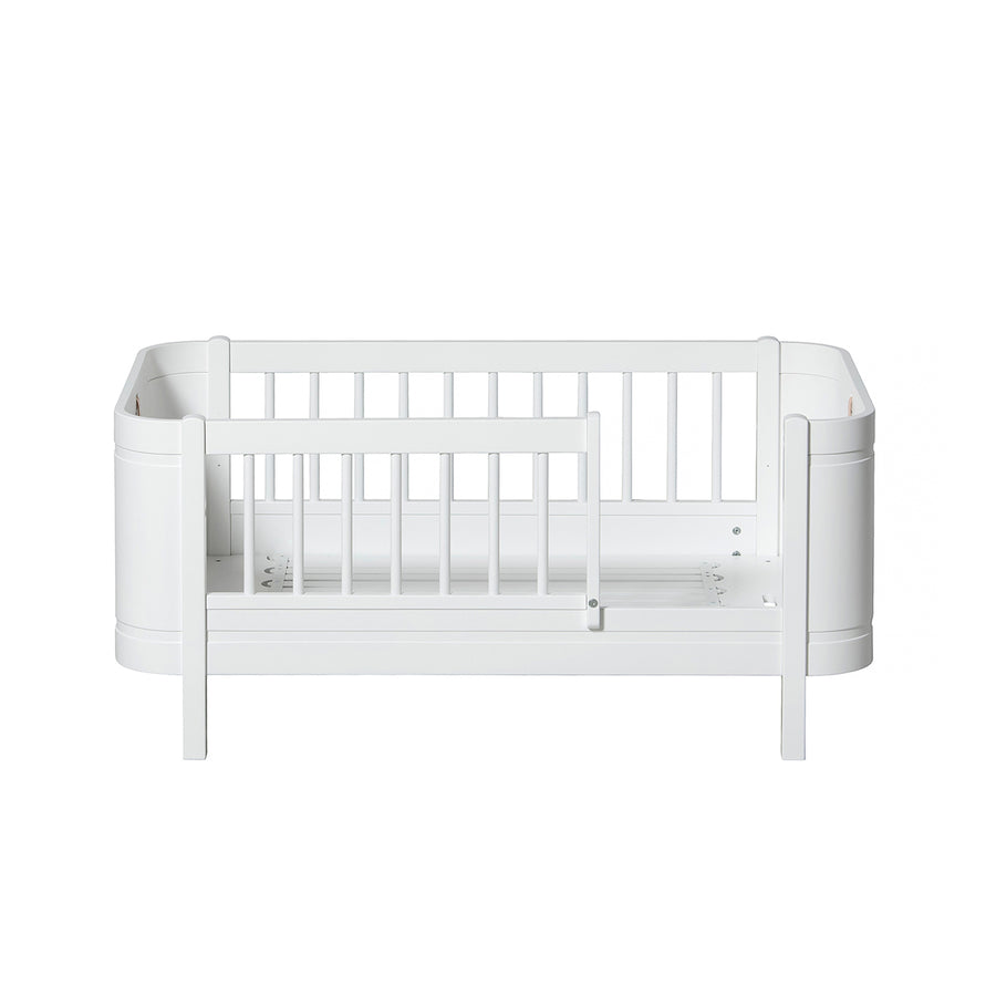 Oliver Furniture Wood Mini+ Cot Bed (With Junior Conversion Kit) - White