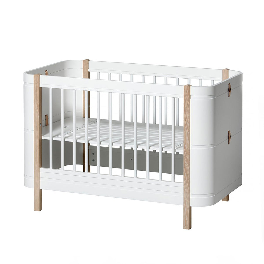 Oliver Furniture Wood Mini+ Cot Bed (With Junior Conversion Kit) - White/Oak