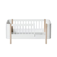 Oliver Furniture Wood Mini+ Cot Bed (With Junior Conversion Kit) - White/Oak