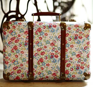 RJB Stone Vintage Floral Suitcase - Spring