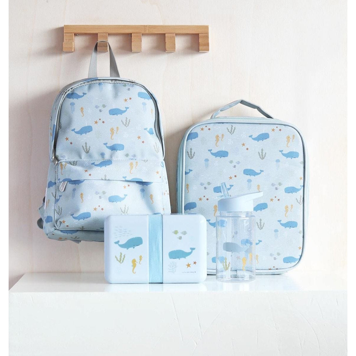 a-little-lovely-company-cool-bag-ocean- (5)
