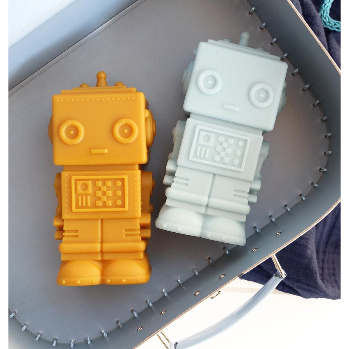 a-little-lovely-company-little-light-robot-smokey-blue-allc-llromc68- (10)