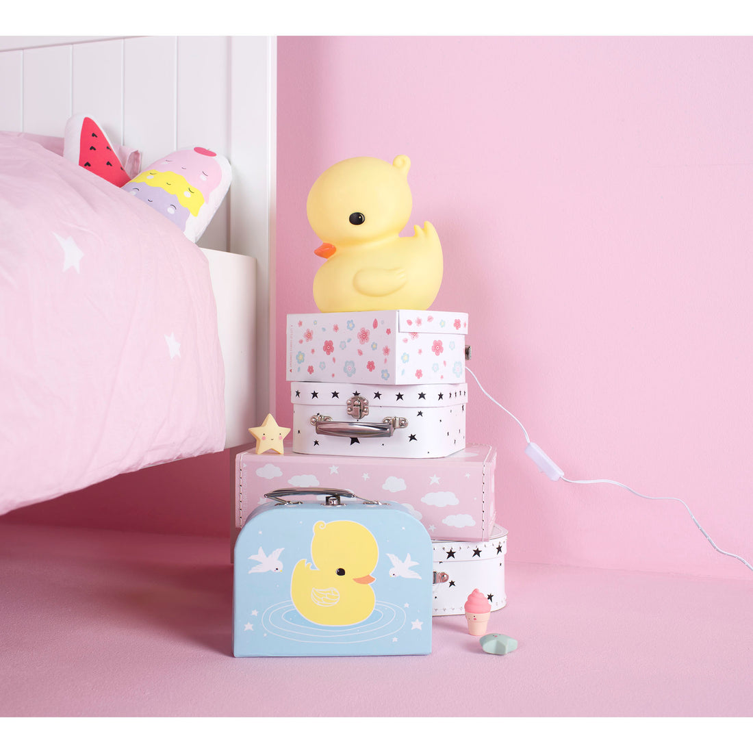 a-little-lovely-company-little-suitcase-duck- (3)