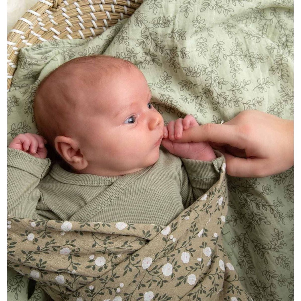 a-little-lovely-company-muslin-cloth-set-of-2-blossom-dark-sage-baby-nursery-allc-mublgr05-00007