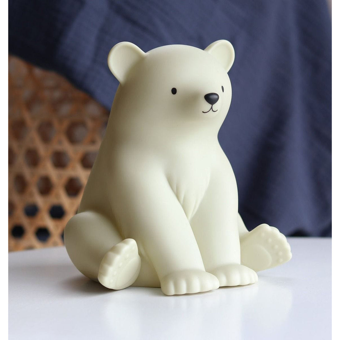 a-little-lovely-company-night-light-polar-bear-allc-nlpbwh02- (6)