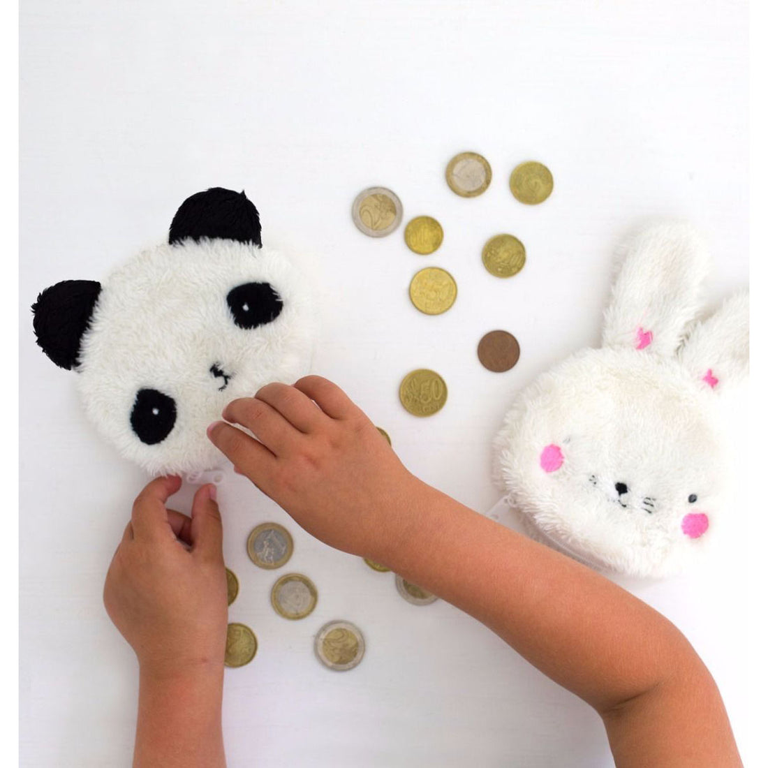 a-little-lovely-company-pocket-money-purse-fluffy-panda- (3)