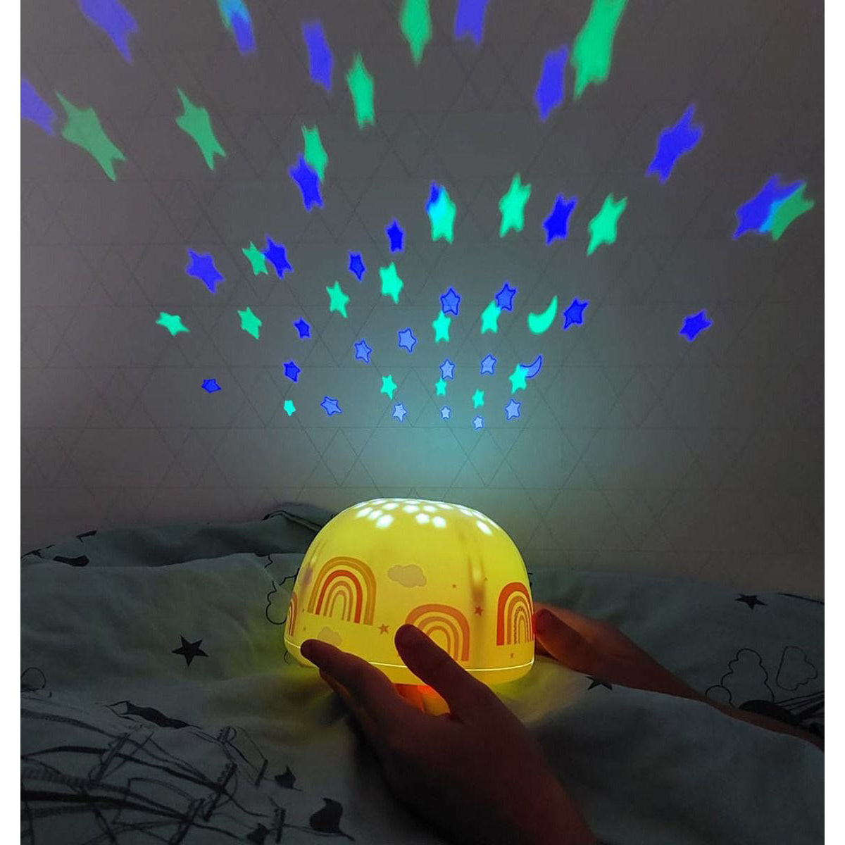 a-little-lovely-company-projector-light-rainbows-allc-plramc09- (7)