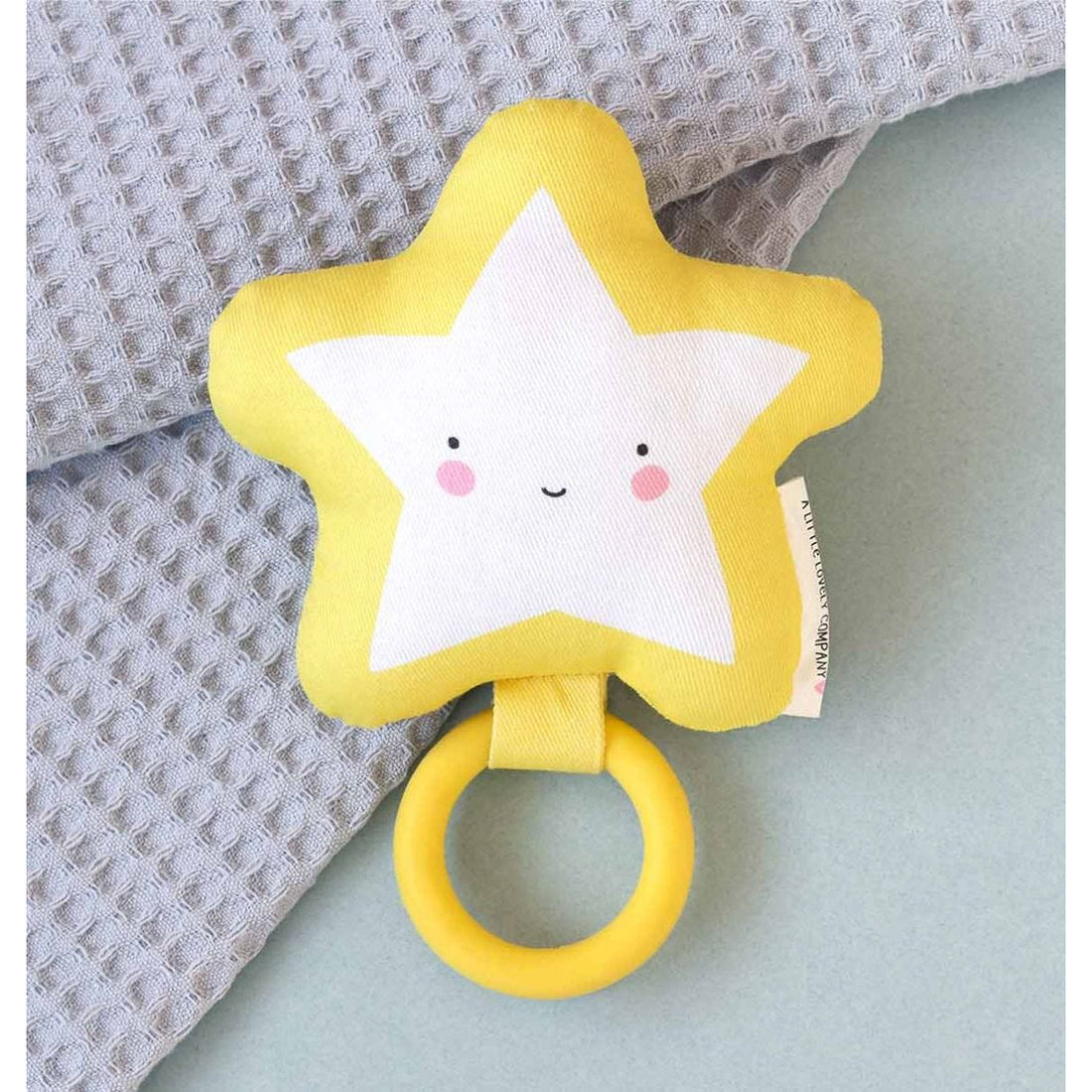 a-little-lovely-company-rattle-star- (4)