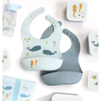 a-little-lovely-company-silicone-bibs-set-of-2-ocean-allc-sbocbu03- (6)