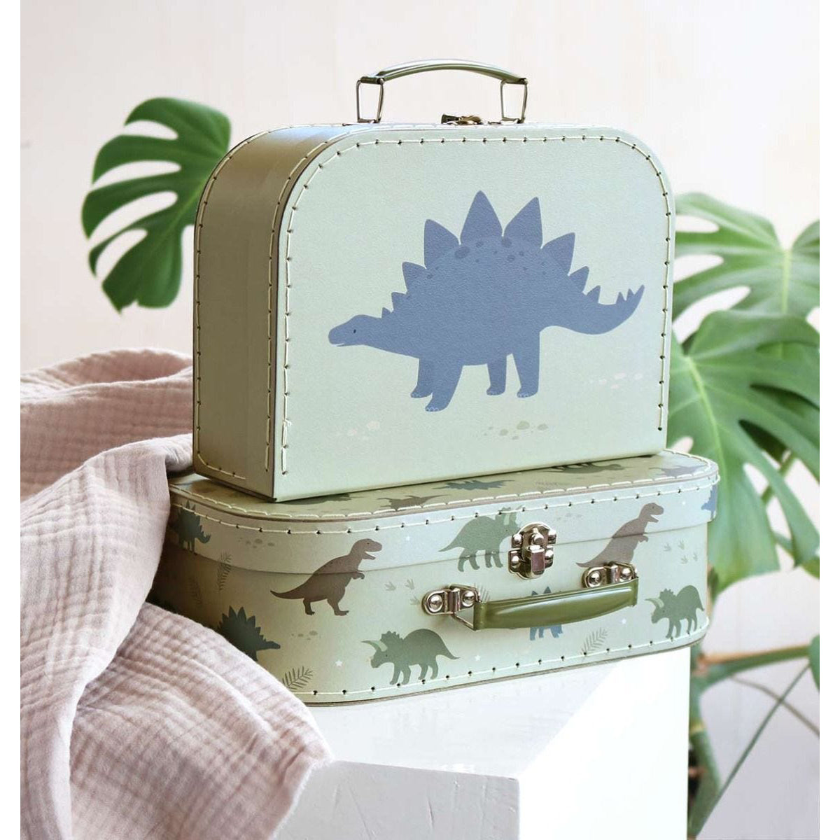 a-little-lovely-company-suitcase-set-dinosaurs- (6)
