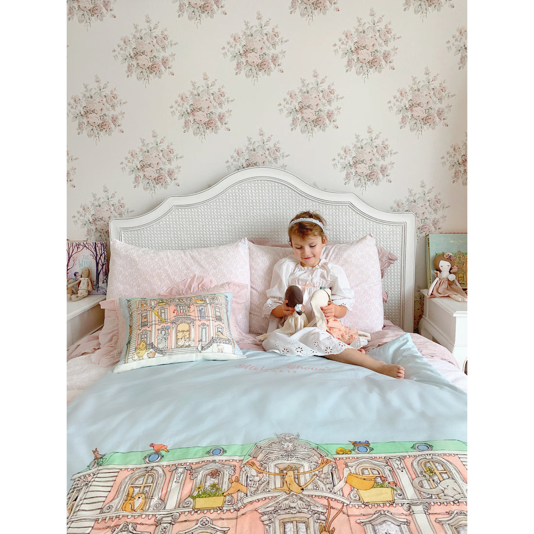 atelier-choux-velour-cushion-monceau-mansion- (8)