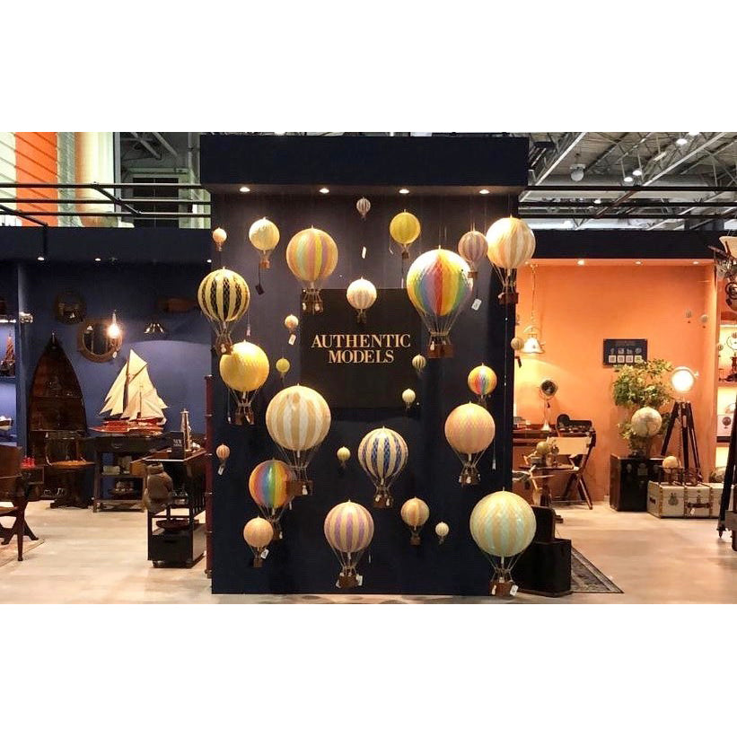 authentic-models-travels-light-pink-hot-air-balloon-hanging-decor-30cm-aumd-ap161p- (12)