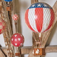 authentic-models-travels-light-red-hearts-hot-air-balloon-hanging-decor-30cm-aumd-ap161rh- (7)