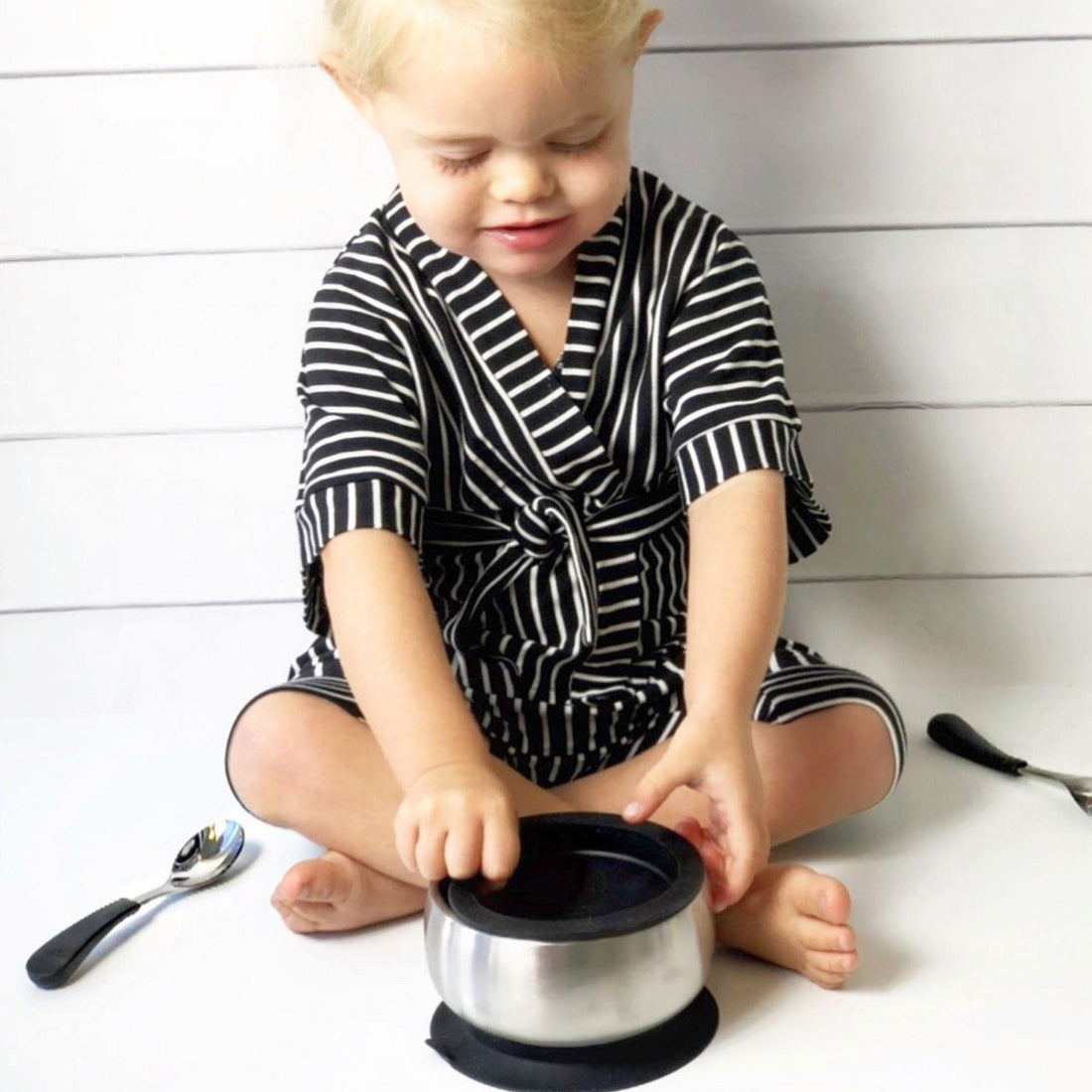 avanchy-stainless-steel-baby-bowl-with-spoon-combo-air-tight-lid-yellow-avan-ssblbspy-41714- (7)