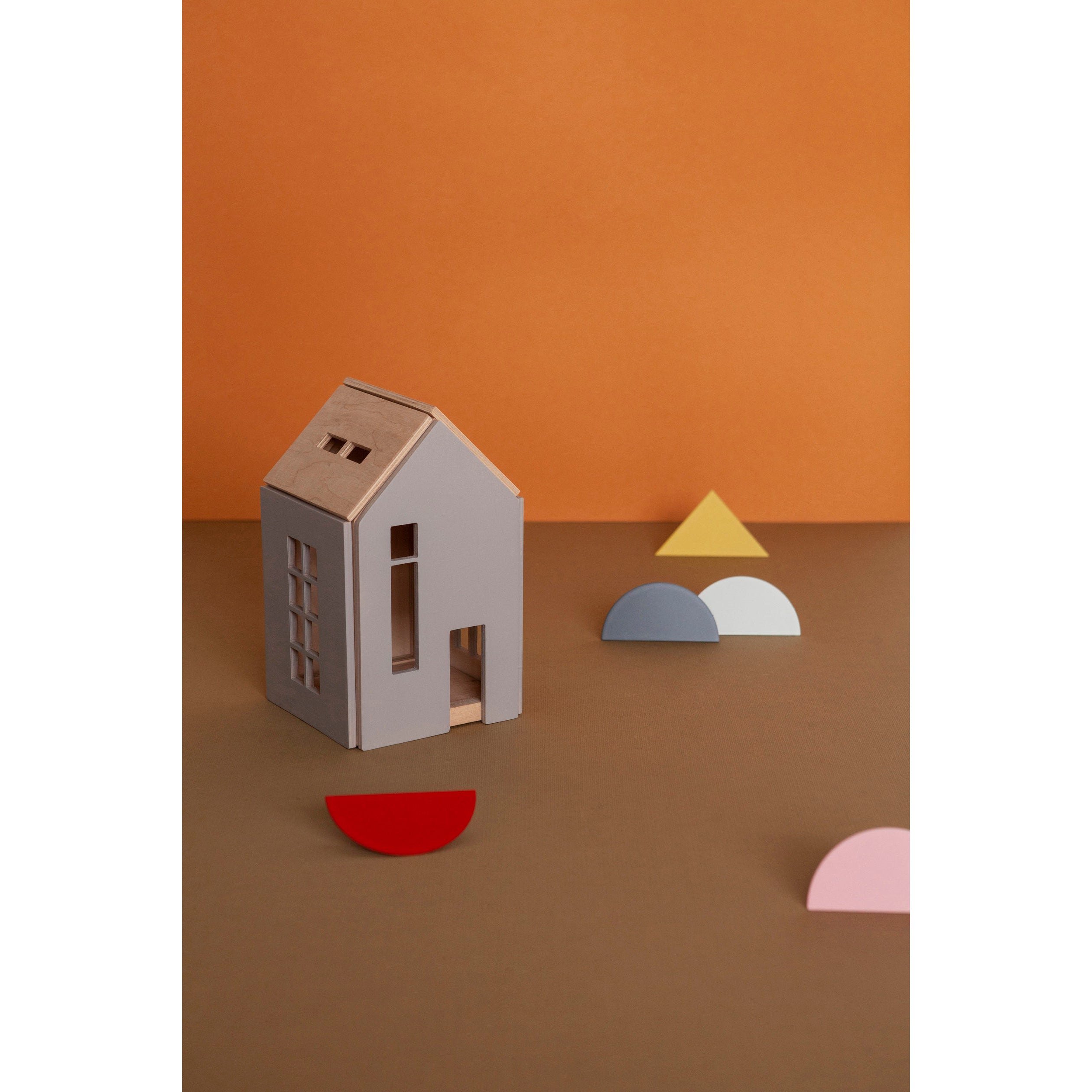 babai-wooden-dollhouse-on-the-magnets-m-grey- (7)