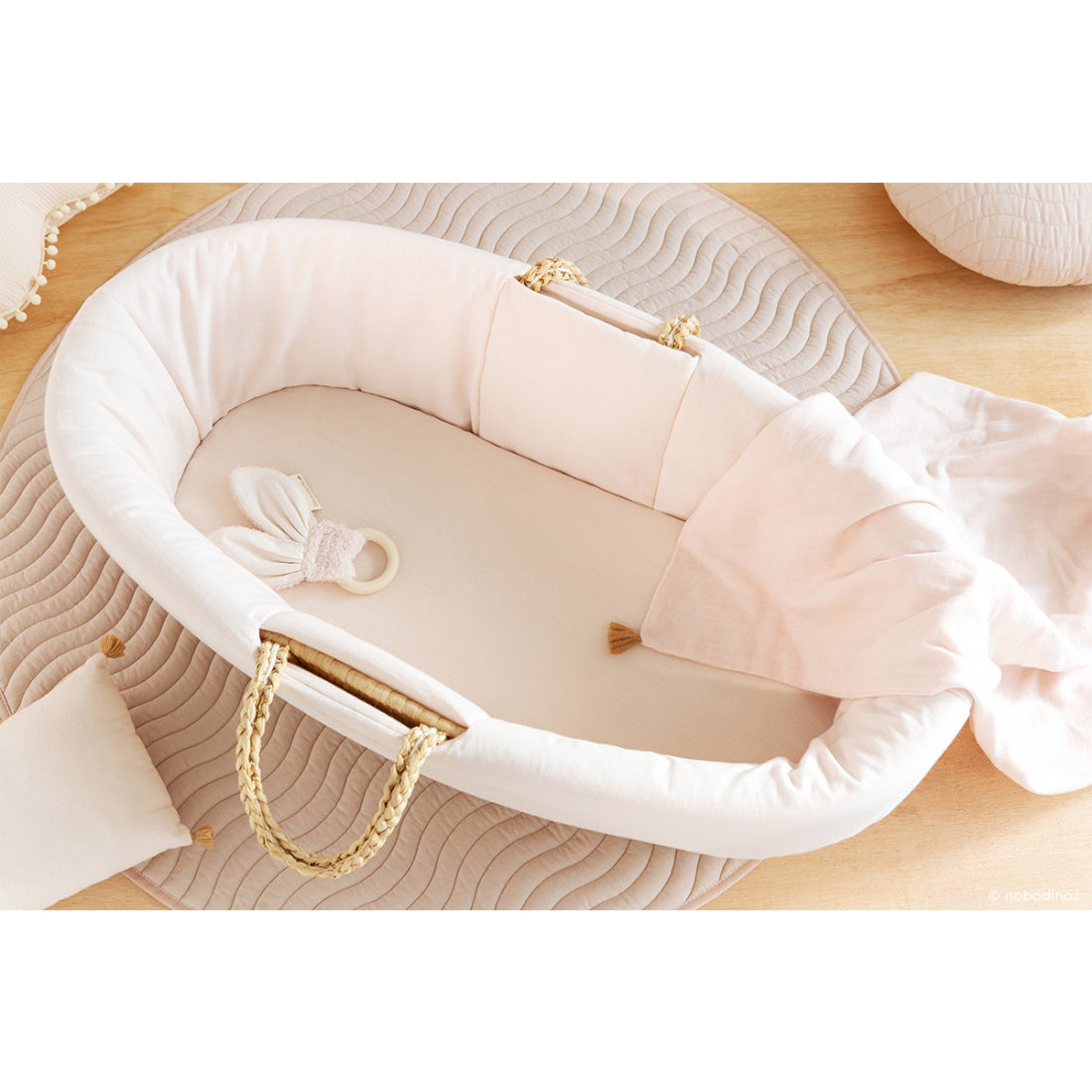 nobodinoz Padded Baby Moses Cover Dream Pink