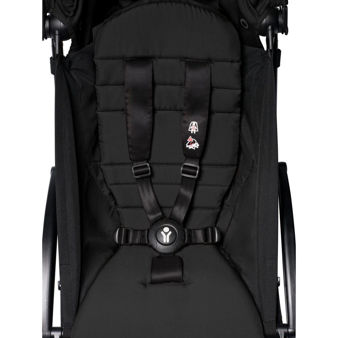 babyzen-yoyo²-0+-6+-baby-stroller-complete-set-black-frame-with-black-0+-newborn-pack-&-6+-color-pack- (10)
