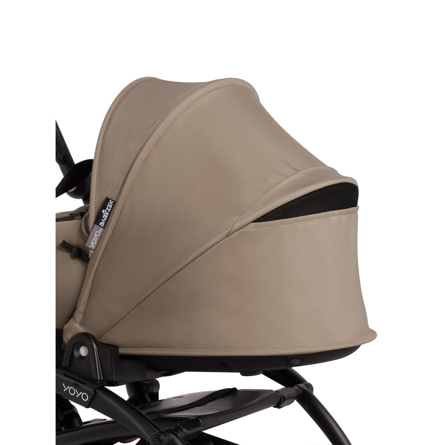 babyzen-yoyo²-bassinet-6+-baby-stroller-complete-set-black-frame-with-taupe-bassinet-&-6+-color-pack- (7)