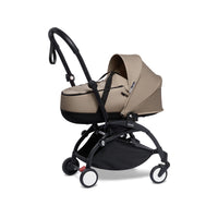 babyzen-yoyo²-bassinet-6+-baby-stroller-complete-set-black-frame-with-taupe-bassinet-&-6+-color-pack- (2)