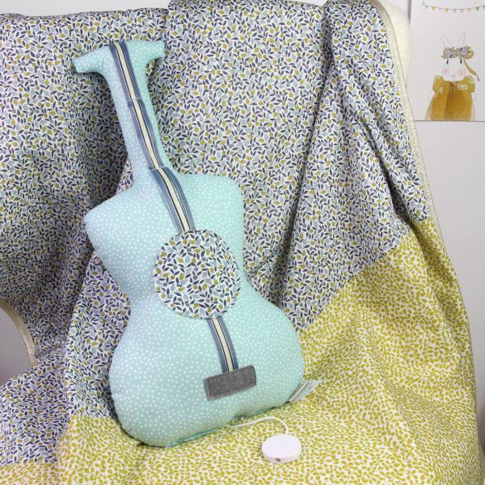 barnabe-aime-le-café-baby-blanket-cesar- (5)