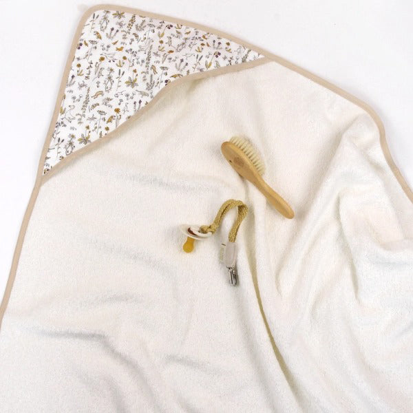 barnabe-aime-le-café-bath-towel-camille-barn-cabain-camille- (3)