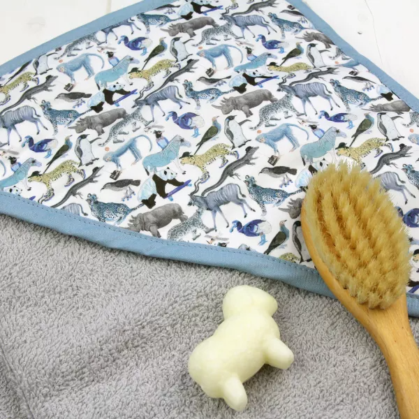 barnabe-aime-le-cafe-bath-towel-marceau-79x79cm-barn-cabain-marceau