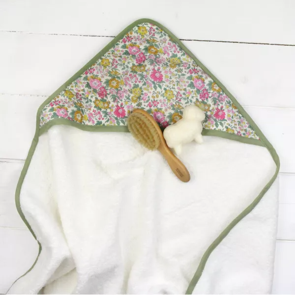barnabe-aime-le-cafe-bath-towel-rosalie-79x79cm-barn-cabain-rosalie