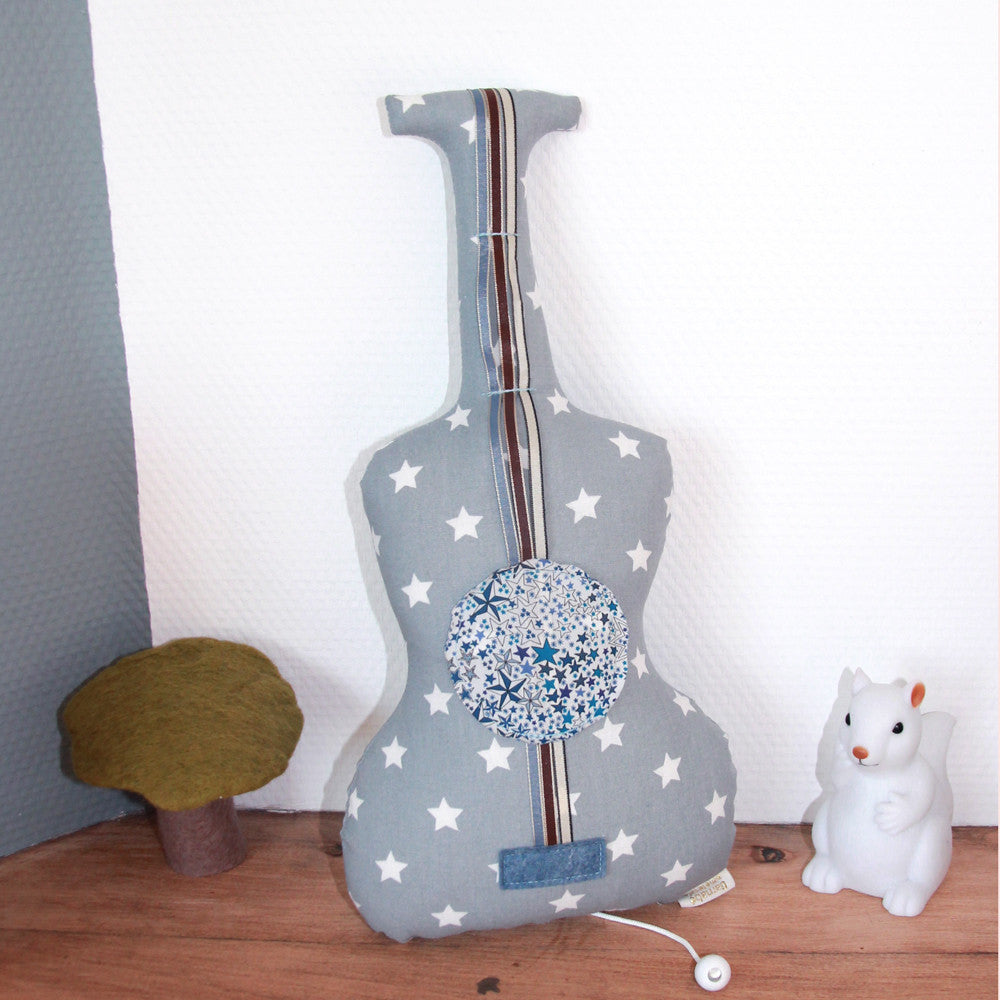 Barnabe Musical Guitar
