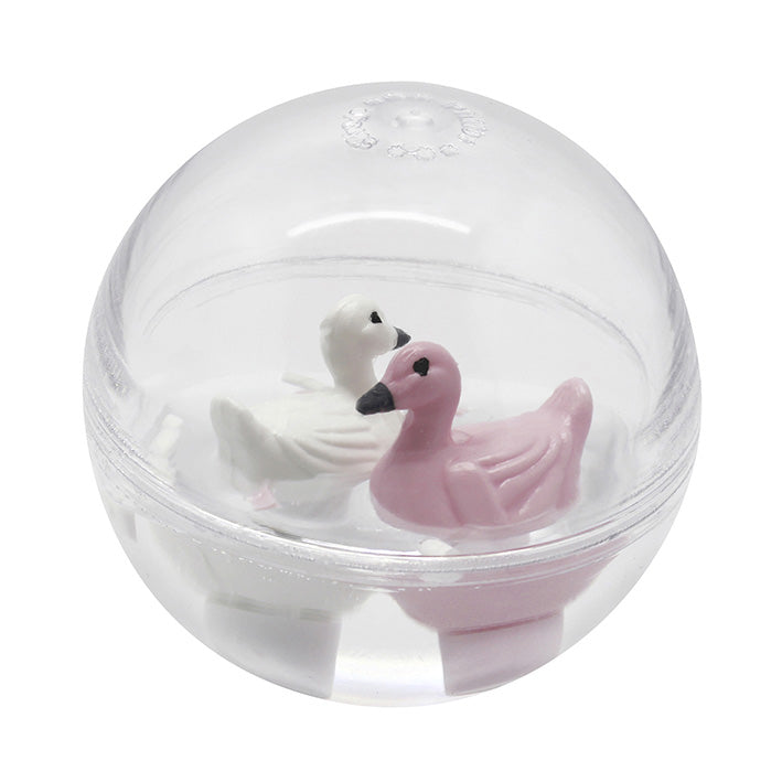 bass-&-bass-baby-swans-water-ball-small-model-7cm-1