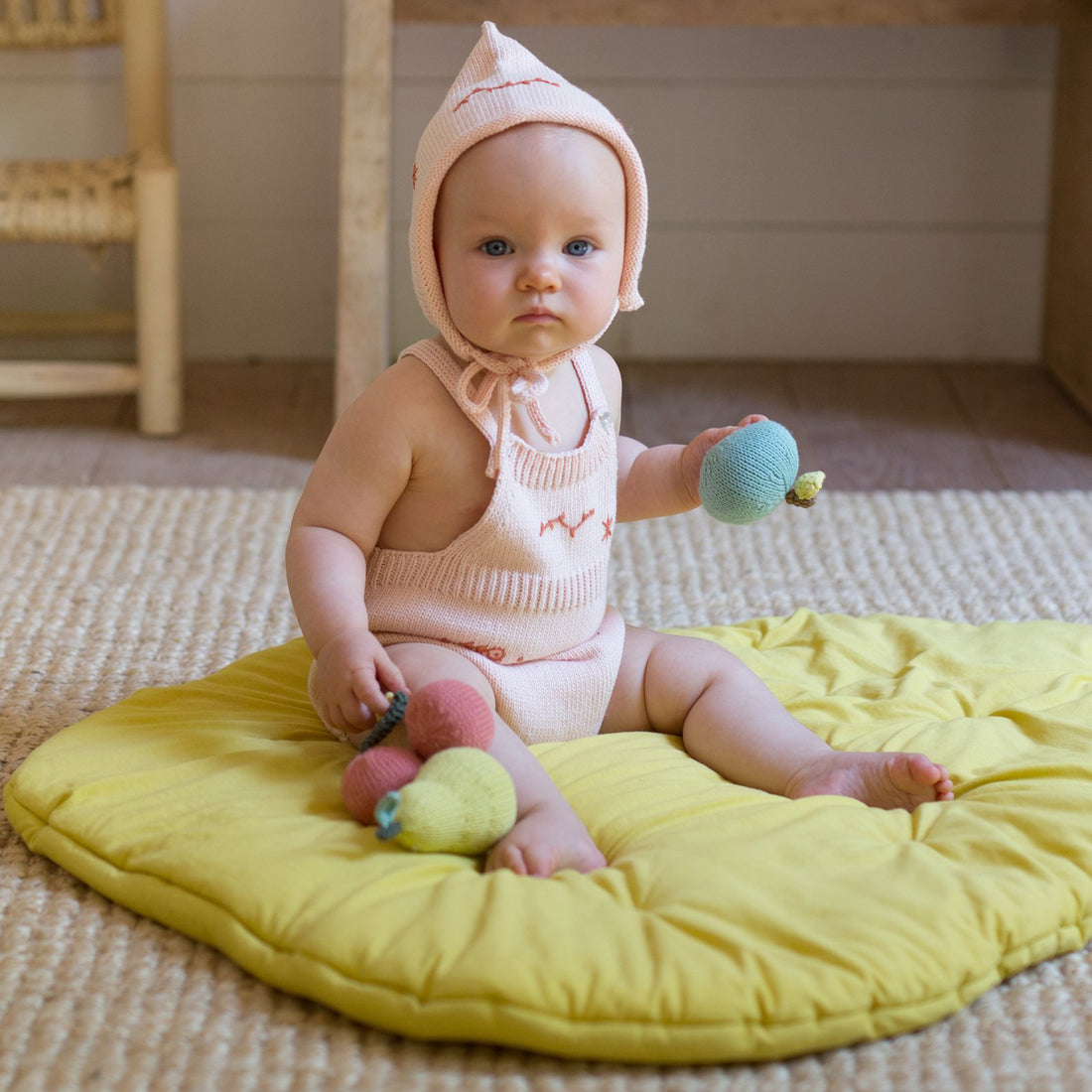 blabla-kids-pear-fruit-rattle- (6)