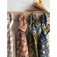 bonheur-du-jour-paris-girl-scarf-honey-unique-bdj-adult-tamaris-ho-unique- (7)