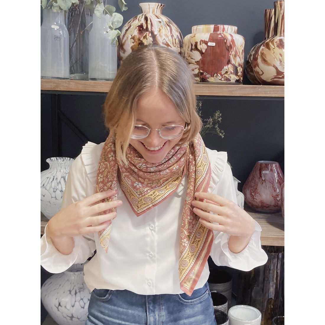 bonheur-du-jour-paris-girl-scarf-raspberry-unique-bdj-adult-absynthe-ra-unique- (5)