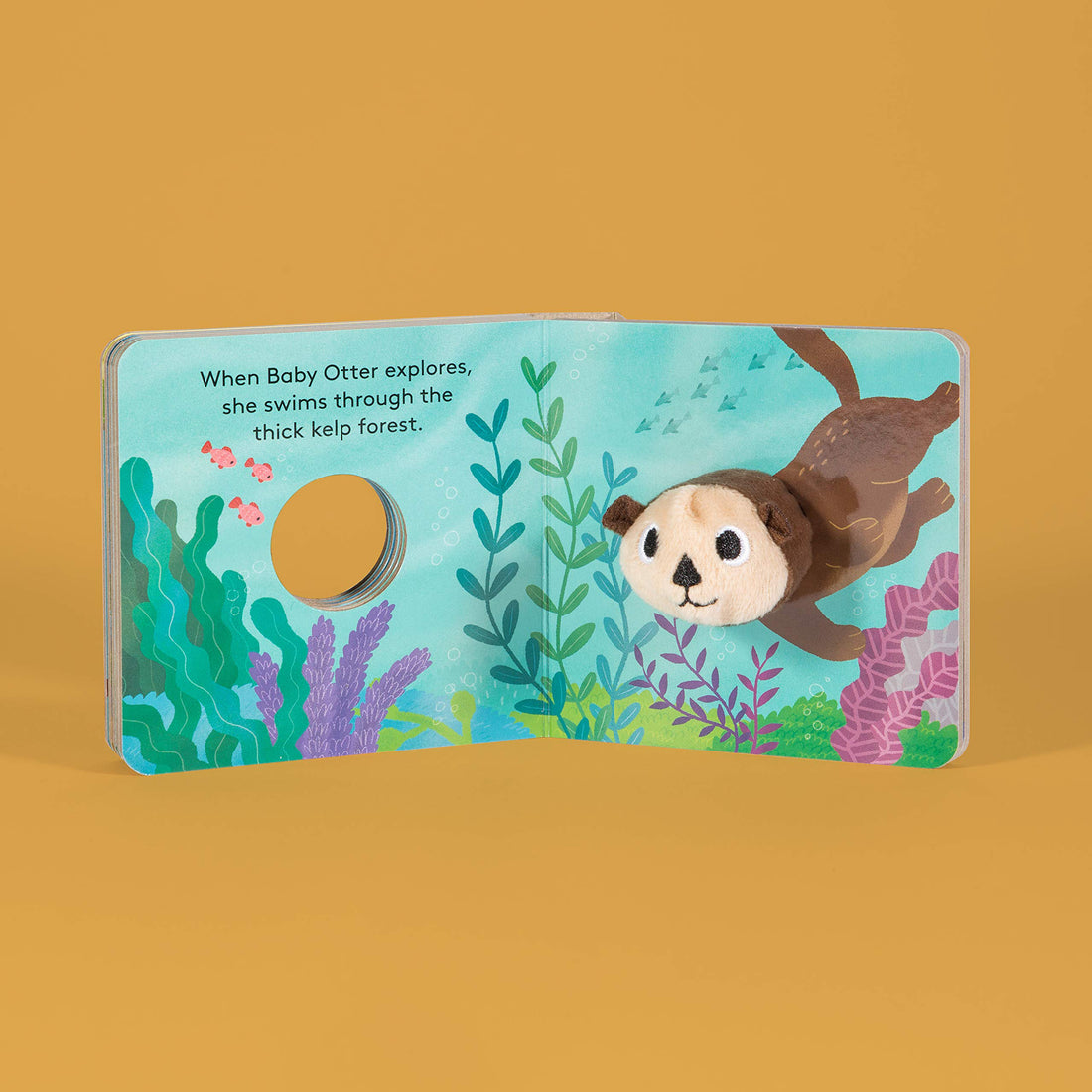 book-baby-otter-finger-puppet-book- (6)