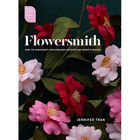 book-flowersmith-how-to-handcraft-and-arrange-enchanting-paper-flowers- (1)
