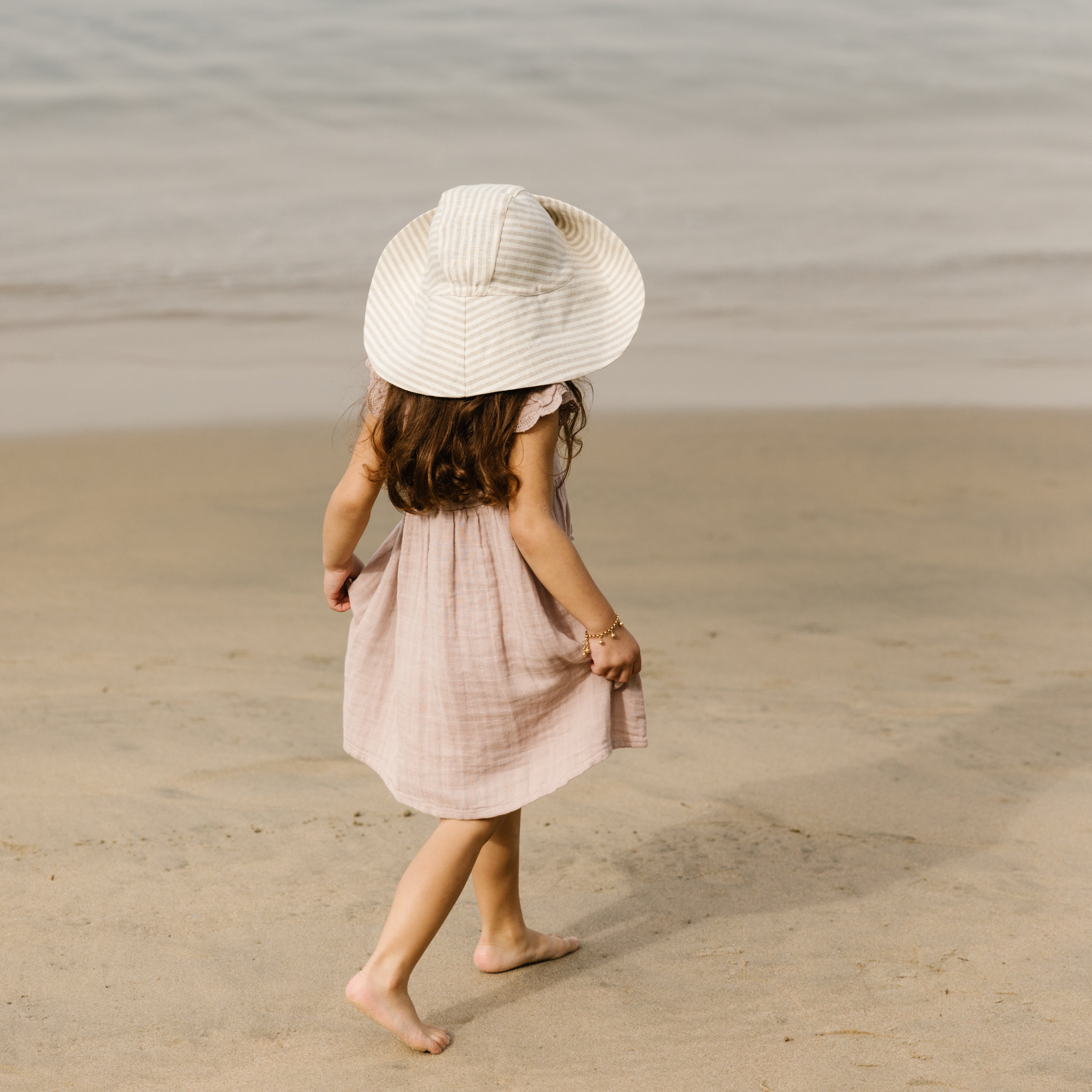 briar-baby-harbor-stripe-sunbonnet-bria-brsbharb0036- (3)