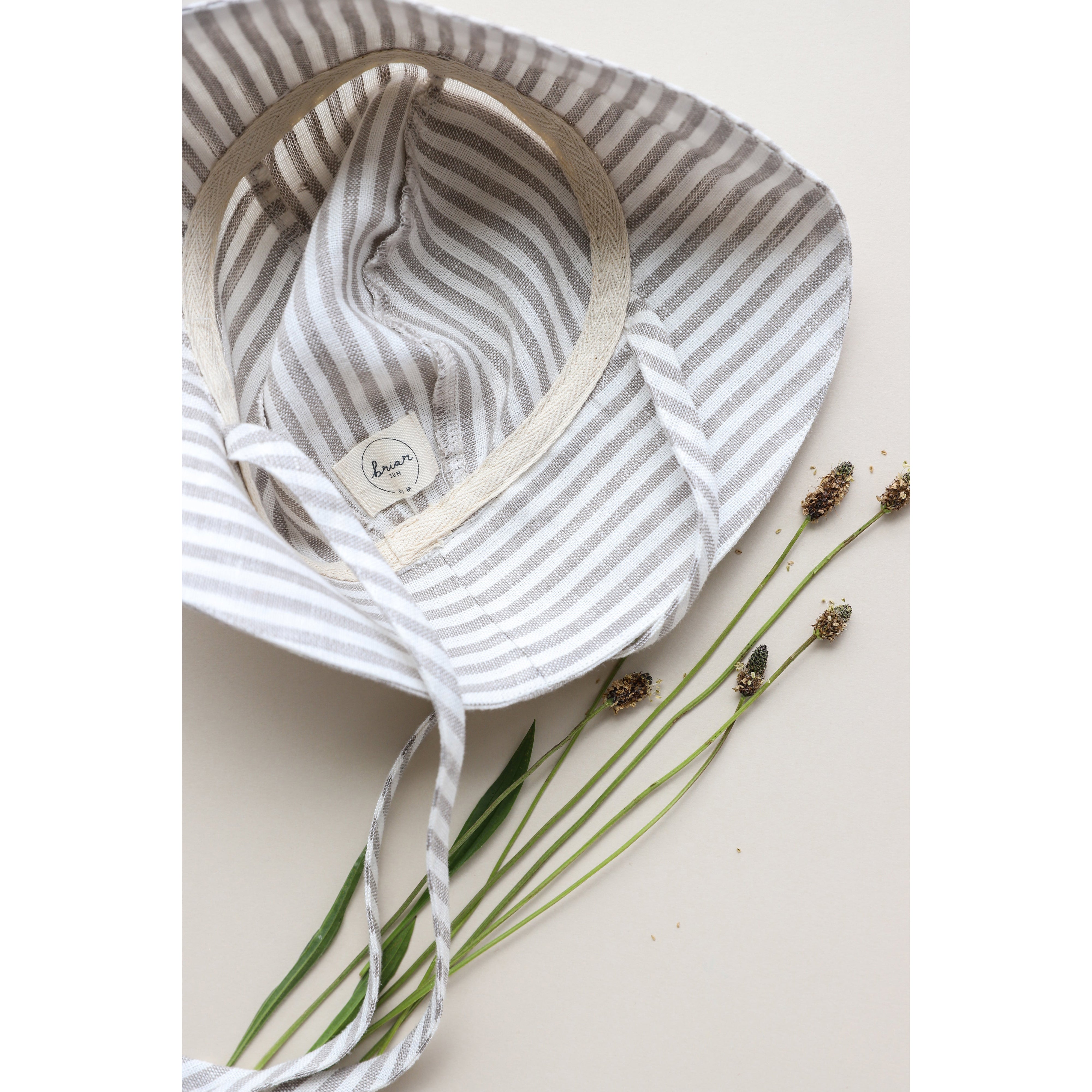 briar-baby-harbor-stripe-sunbonnet-bria-brsbharb0036- (2)