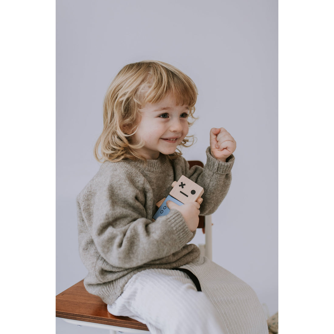 briki-vroom-vroom-baby-robot-bleu-blue- (5)
