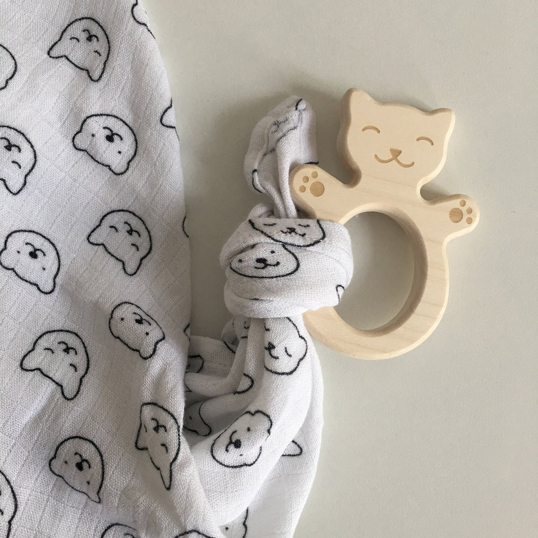 briki-vroom-vroom-wooden-teether-cat- (5)