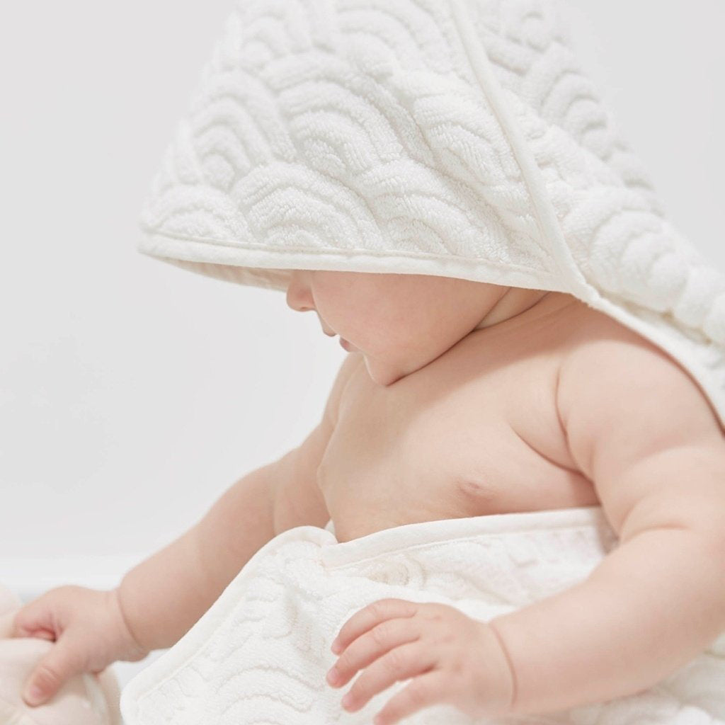 cam-cam-copenhagen-baby-hooded-towel-off-white- (3)