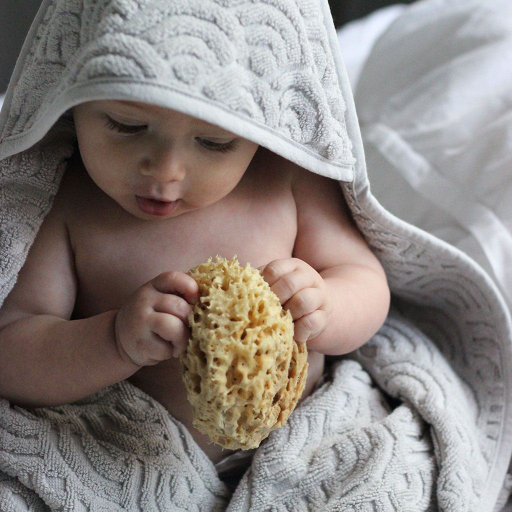 cam-cam-copenhagen-baby-hooded-towel-rose- (2)