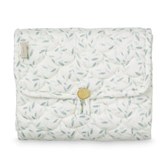 cam-cam-copenhagen-changing-mat-quilted-green-leaves- (1)
