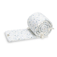 cam-cam-copenhagen-cot-bumper-with-lining-pressed-leaves-blue- (1)