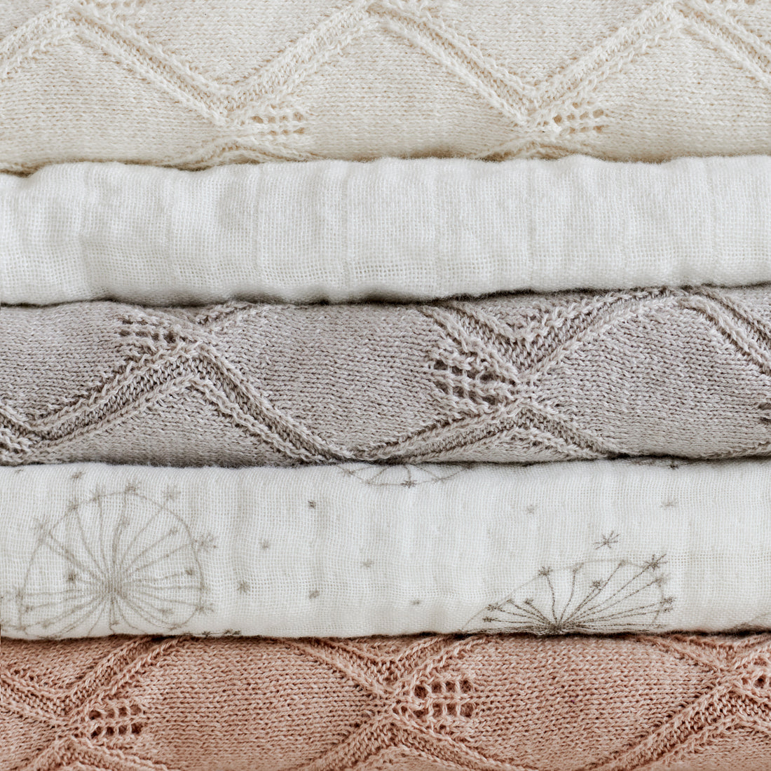 cam-cam-copenhagen-leaf-knit-blanket-mauve- (4)