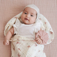 cam-cam-copenhagen-muslin-blanket-baby-dusty-rose- (4)