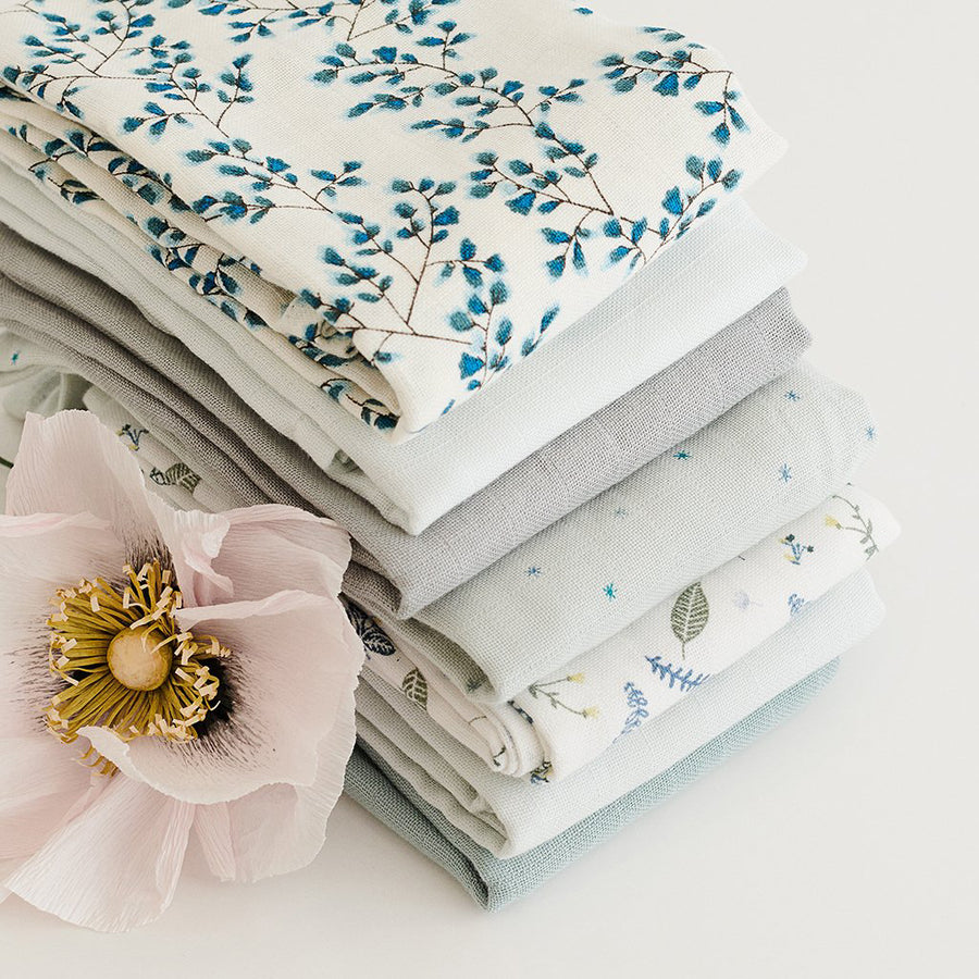 cam-cam-copenhagen-muslin-cloth-printed-pressed-leaves-blue-pack-of-2- (2)