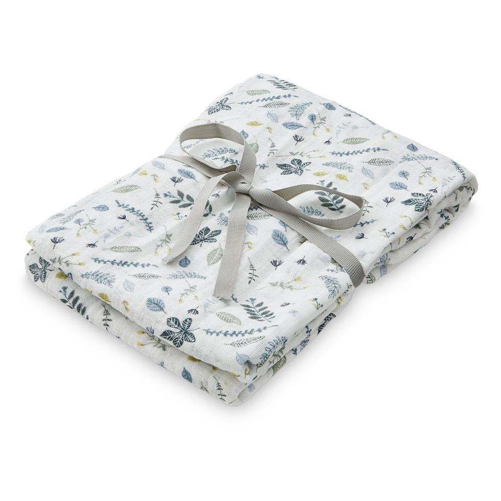 cam-cam-copenhagen-swaddle-muslin-light-printed-pressed-leaves-blue- (1)