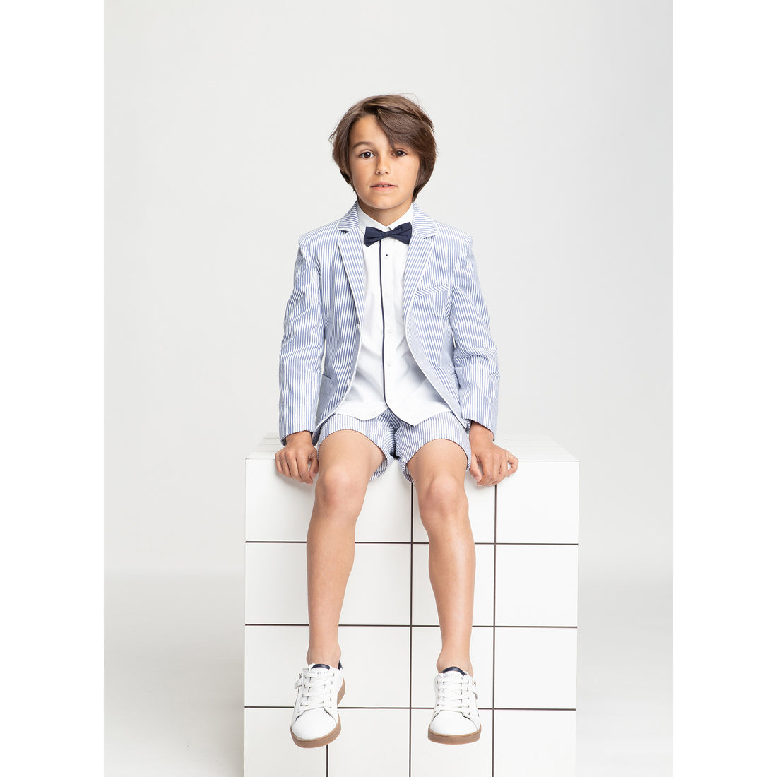carrement-beau-ceremony-bermuda-shorts-ceremonie-1-white-blue- (3)