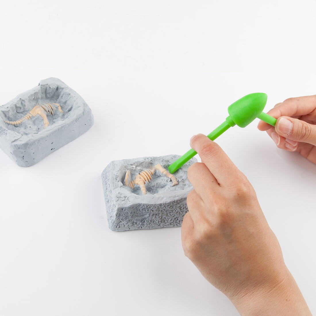 depesche-dino-world-excavation-kit-small- (7)