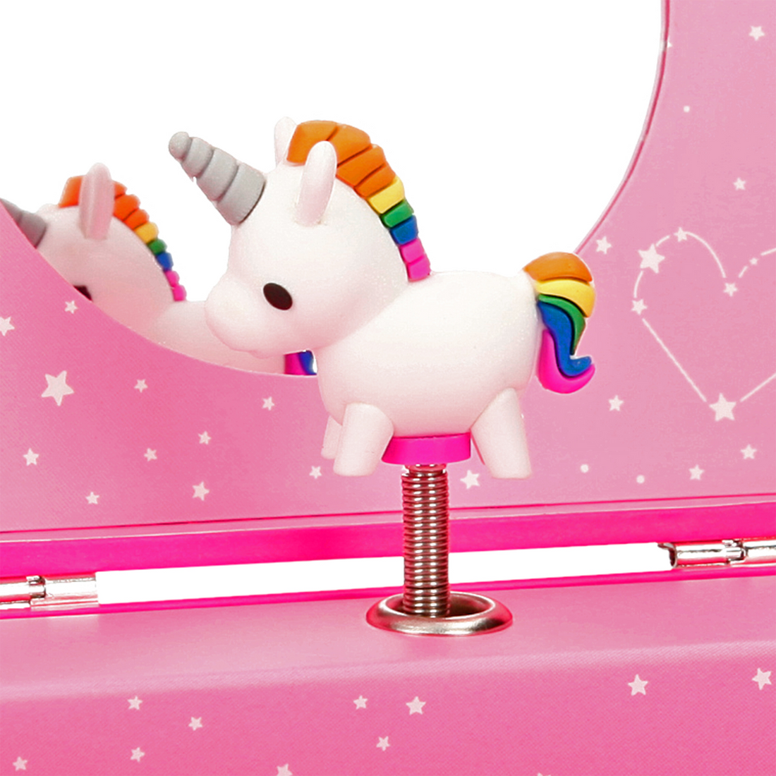 depesche-ylvi-&-the-minimoomis-music-box-with-naya- (3)